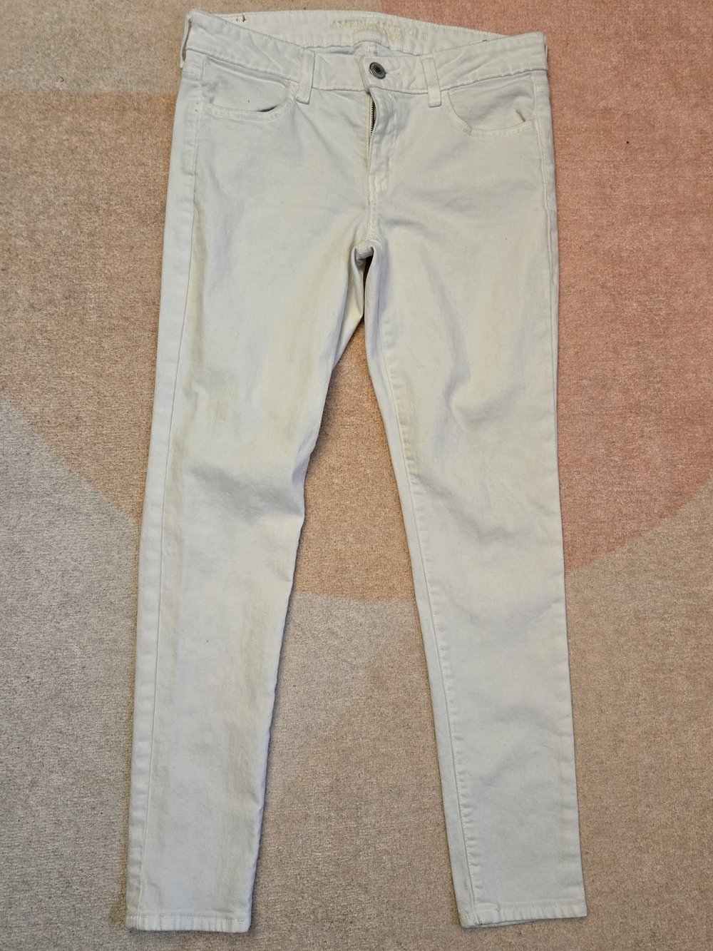American Eagle Outfitters Light Cream Skinny Jeans